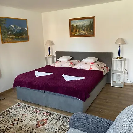 Liget Vendeghaz Apartment *