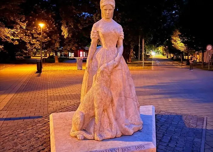 Liget Vendeghaz Lägenhet Keszthely